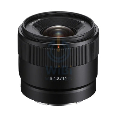 SONY E 11mm f/1.8 Lens - 55m Filter / APS-C - Black Cameras > DSLR Camera Lens