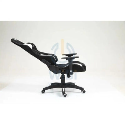 SUPREME UMGC107B Gaming Chair - Black/White Accessories > Chairs > Gaming Zone