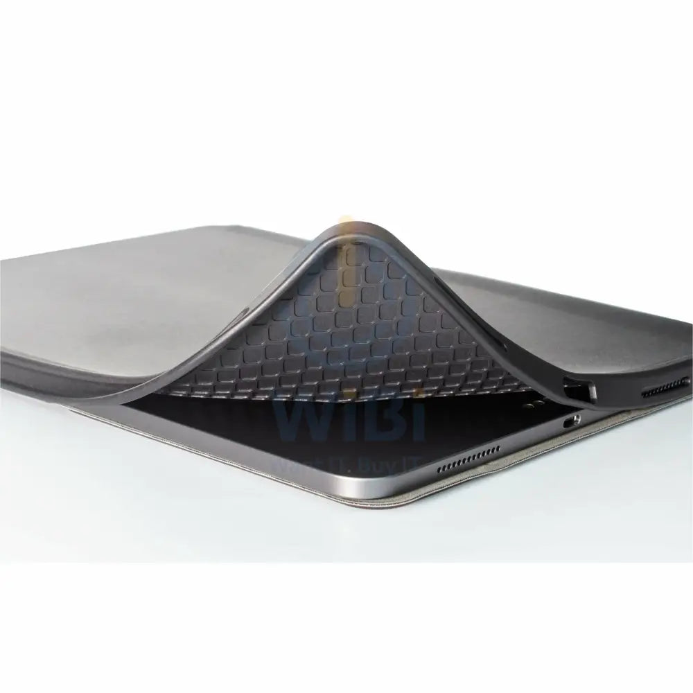 Torrii Torrio Plus Case - iPad Pro 11 / Black Accessories > Mobiles & Tablets > Tablets