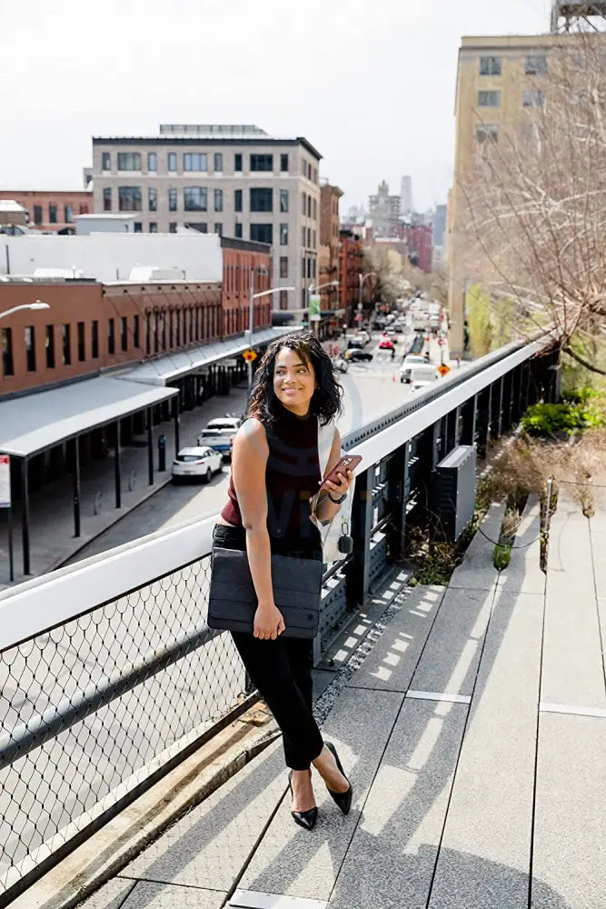 [U] by UAG Mouve 13’’/14’’ Laptop/Tablet Sleeve - Dark Grey Accessories > Other Laptop Accessories