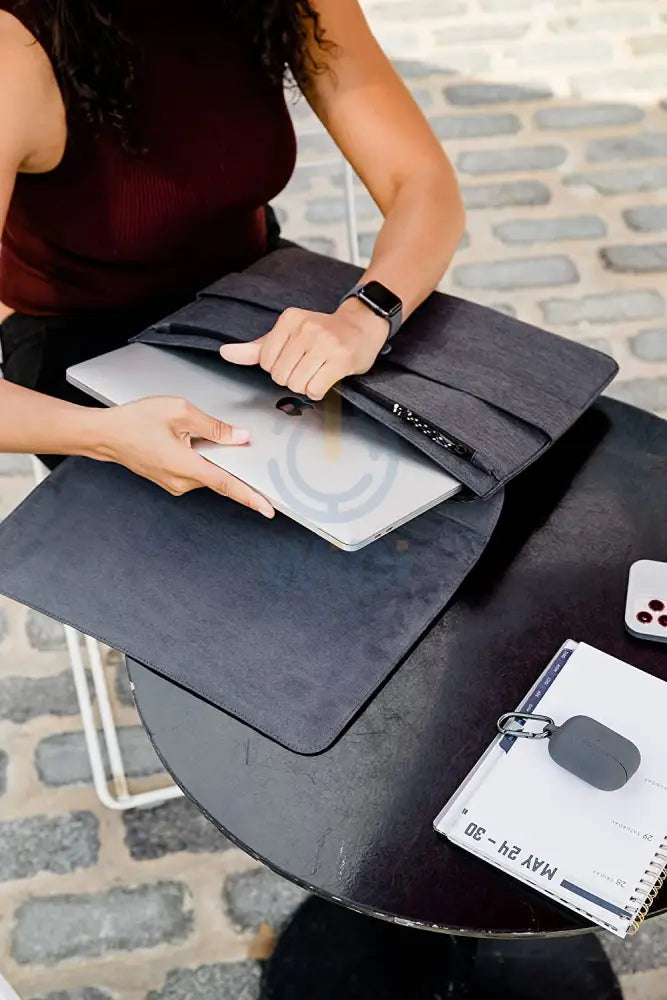 [U] by UAG Mouve 13’’/14’’ Laptop/Tablet Sleeve - Dark Grey Accessories > Other Laptop Accessories