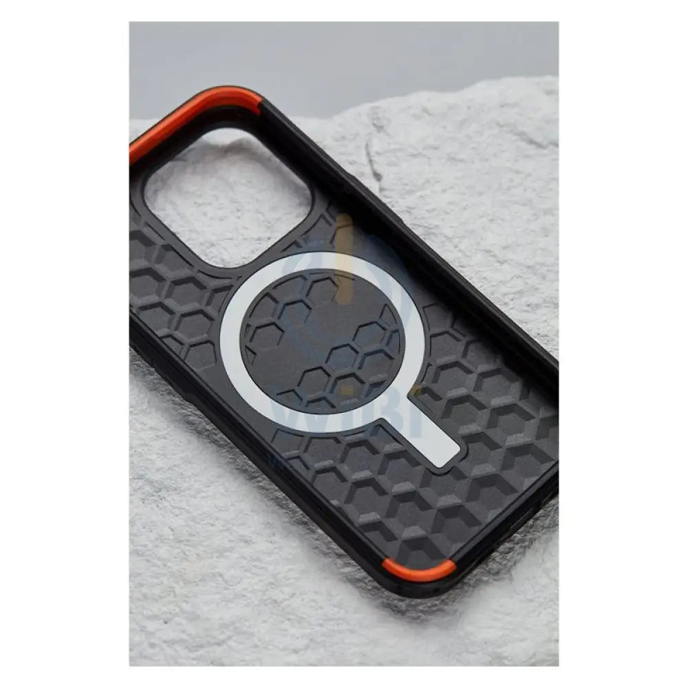 UAG MagSafe Civilian Case - iPhone 14 Pro / Black