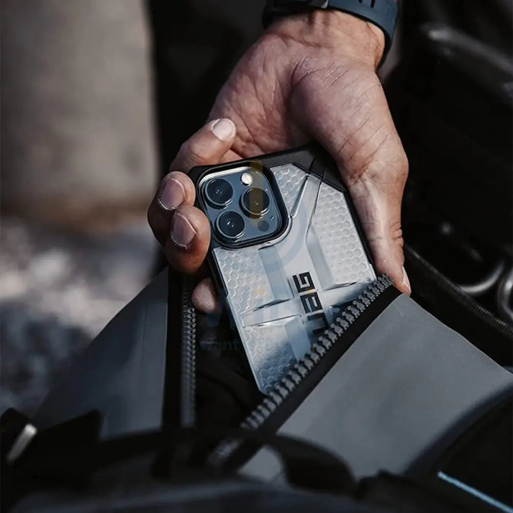 UAG Plasma Case - iPhone 13 Pro / Ice