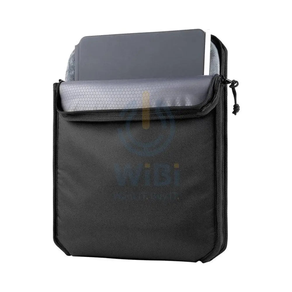 UAG Shock Sleeve Lite - iPad Pro 11’’ / Black Accessories > Bag