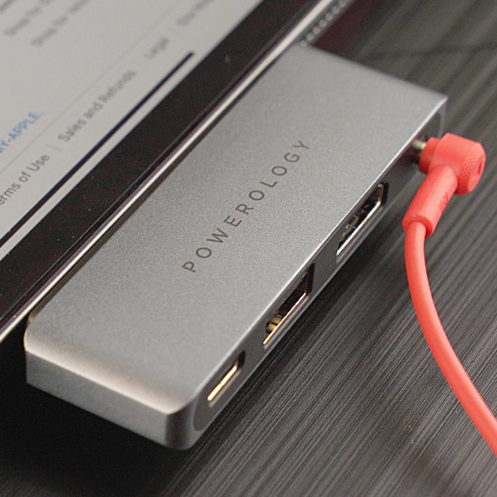 Powerology 4in1 USB-C with HDMI / USB / AUX