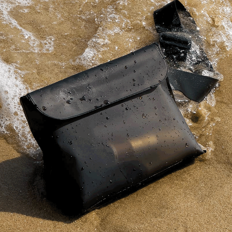 Araree Aquaproof Bag - Black