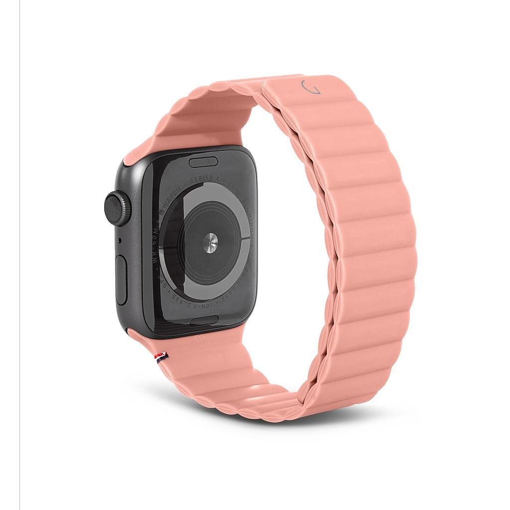 Decoded Apple Watch 49/45/44/42 mm Series 1-8/SE/Ultra Silicone Magnet Traction Strap Lite - Peach Pearl