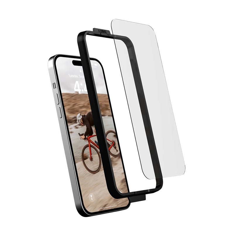 UAG Glass Screen Shield Protector - iPhone 14 Pro / Clear